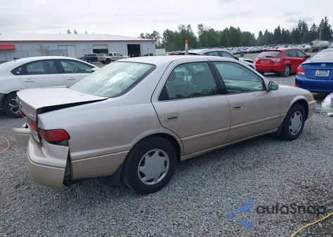 1999 Toyota Camry Ce из США, поврежденный, VIN 4T1BG22K6XU520622